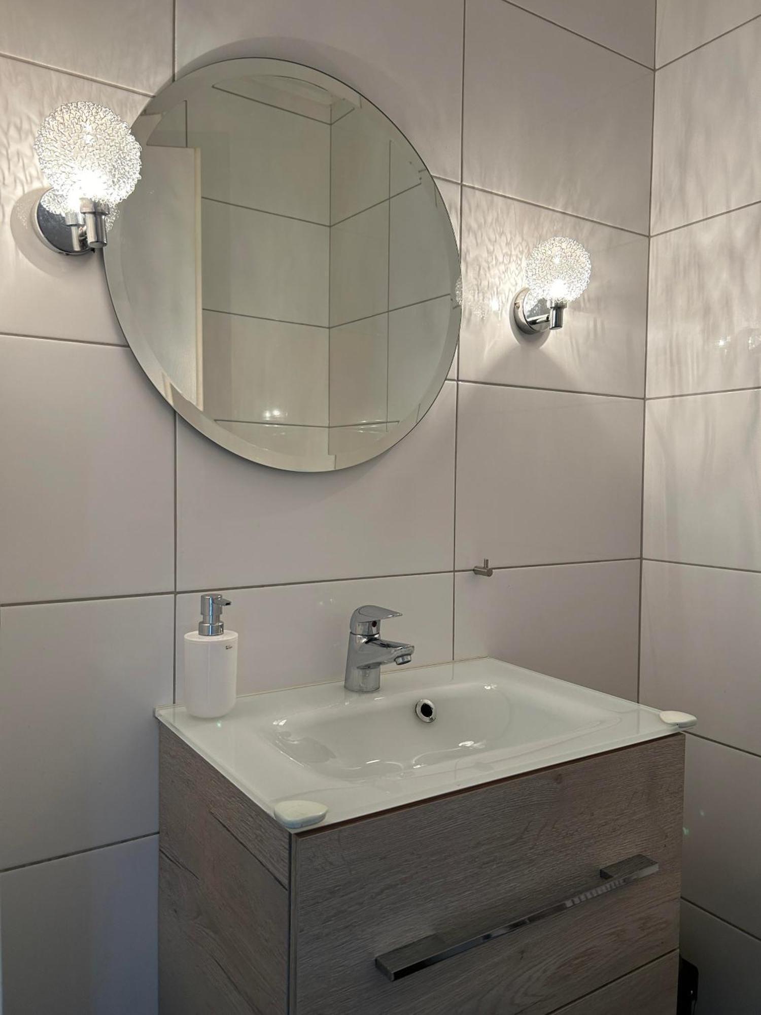 O107 Xxl I 160m2 I Kamin I Balkon I 2 Wc I Kuecheninsel * Ibbenbueren