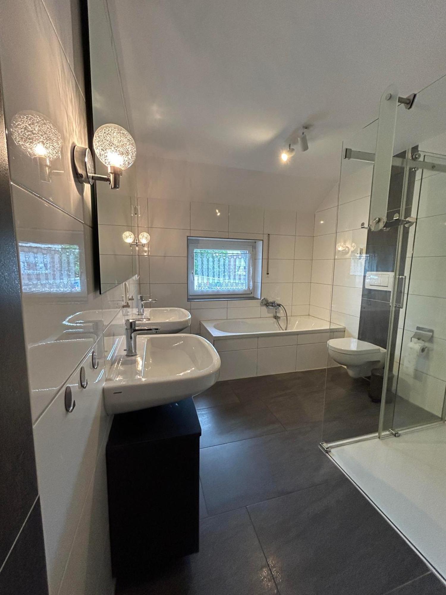 O107 Xxl I 160m2 I Kamin I Balkon I 2 Wc I Kuecheninsel Apartment Ibbenbueren